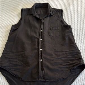 Frank and Eileen Women’s Black Sleeveless Shirt